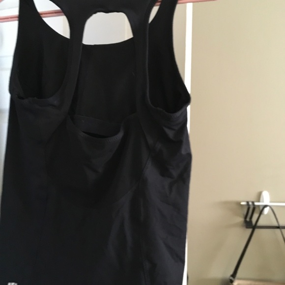 Lululemon tank - Picture 2 of 2